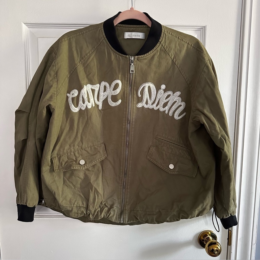 LA DADA Super Quality Bomber Jacket Y2K Carpe Diem Green Embroidered Size M